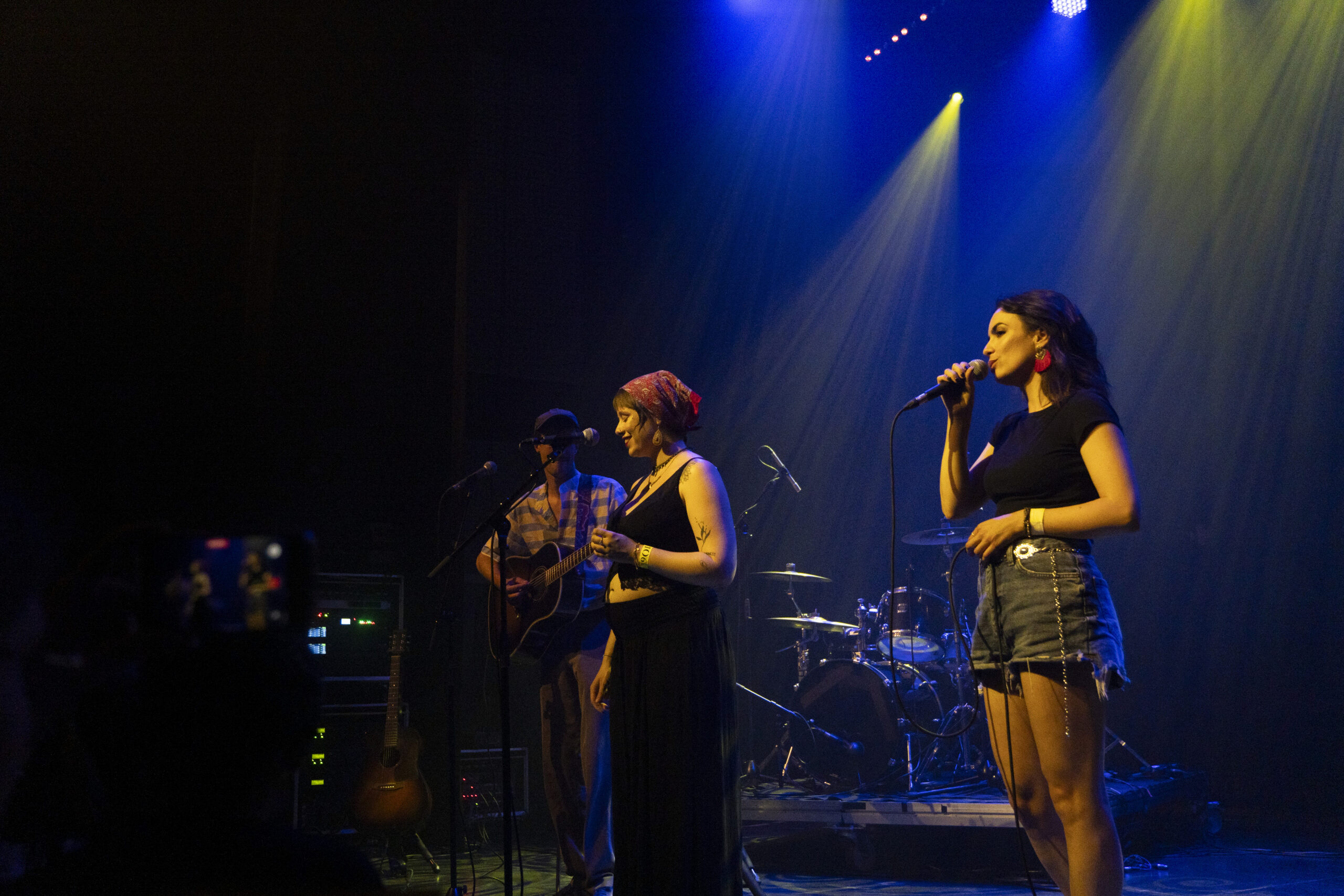 Layla Crone + Clement David + Just Alone @Le106xp